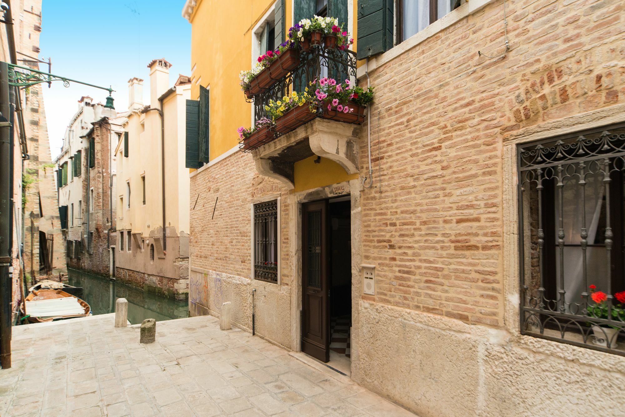 Ca' Lavezzera Pensión Venecia